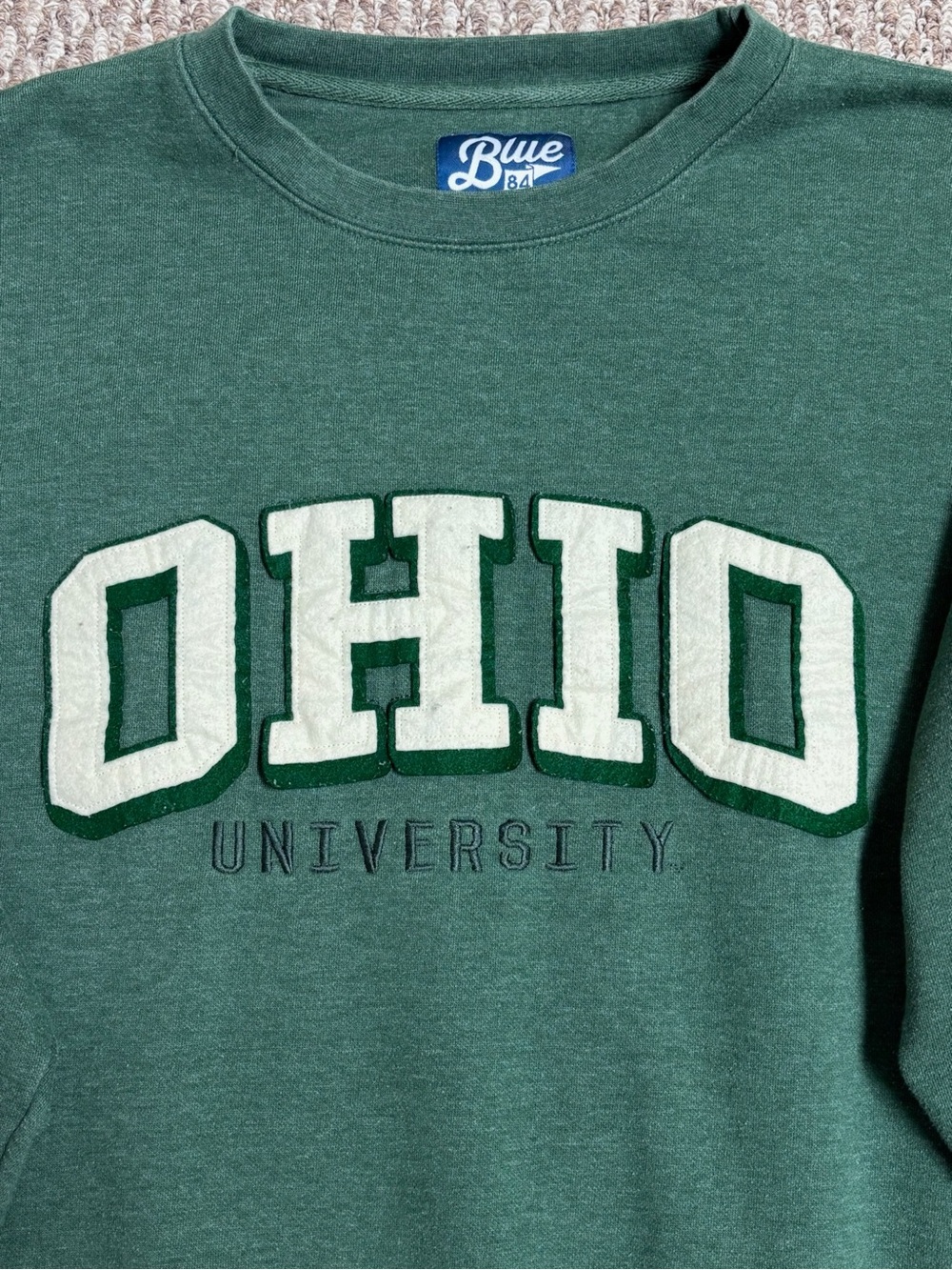 Blue 84 Men’s Green Ohio University Embroidered Casual Crewneck Sweatshirt - Picture 3 of 5